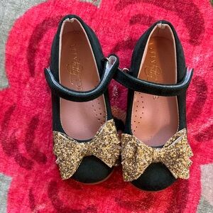 Itty Bitty Toes Green Shoes with Gold Glitter Bow